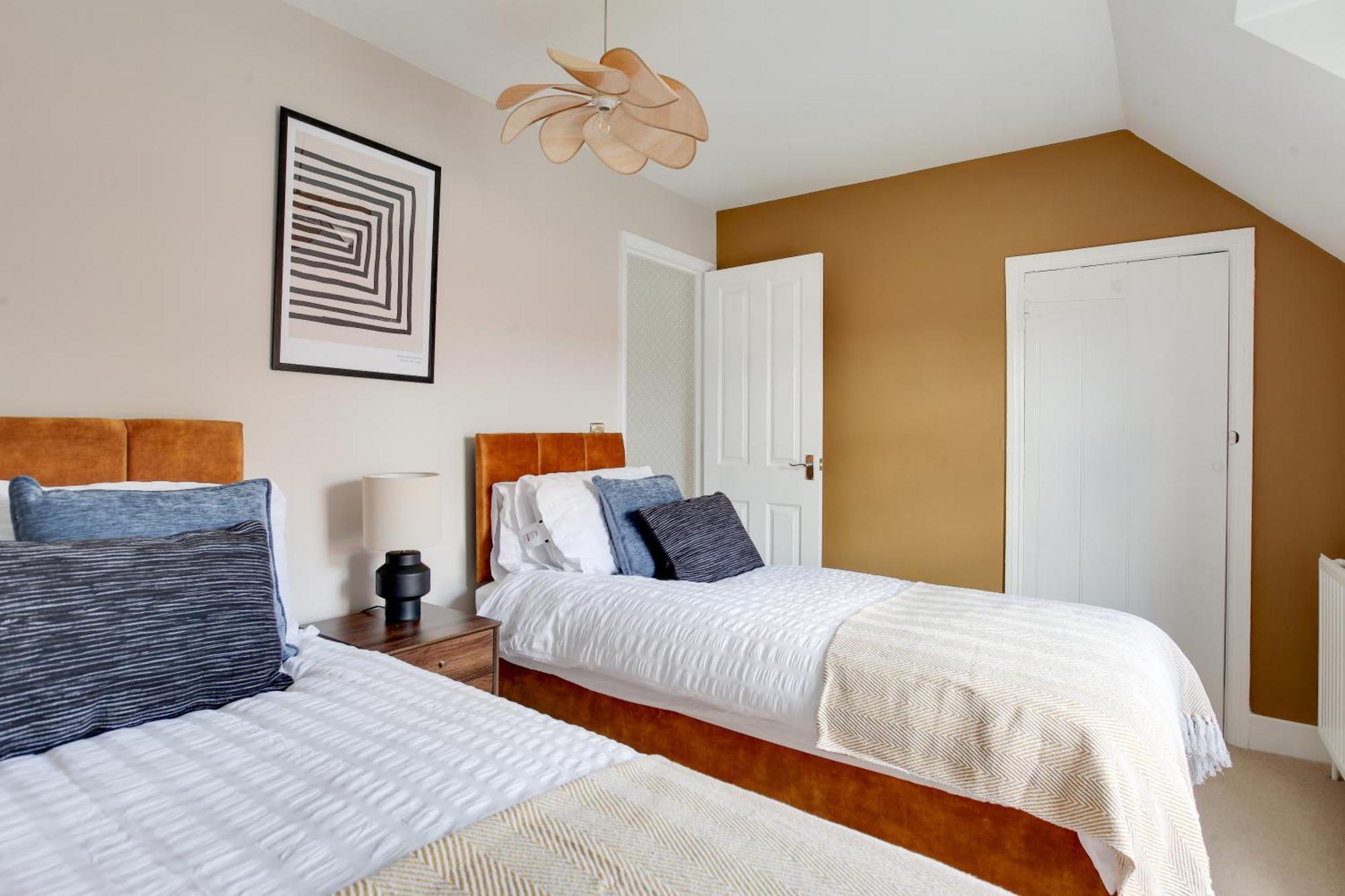 Cosy 3 Bedroom House With Free Parking And Wifi Колчестер Екстер'єр фото