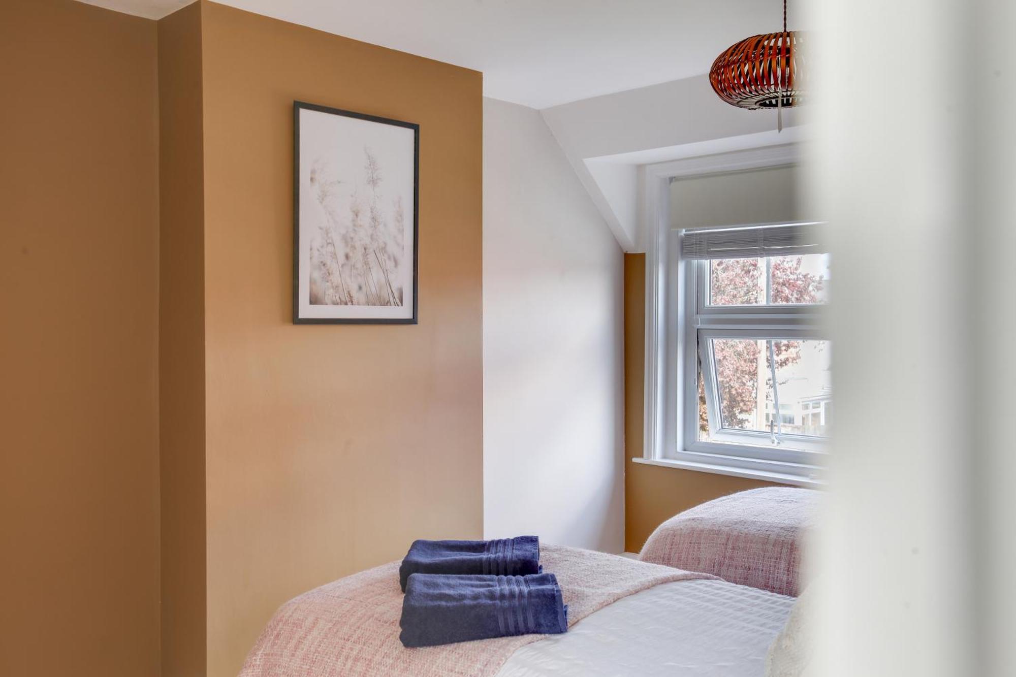 Cosy 3 Bedroom House With Free Parking And Wifi Колчестер Екстер'єр фото